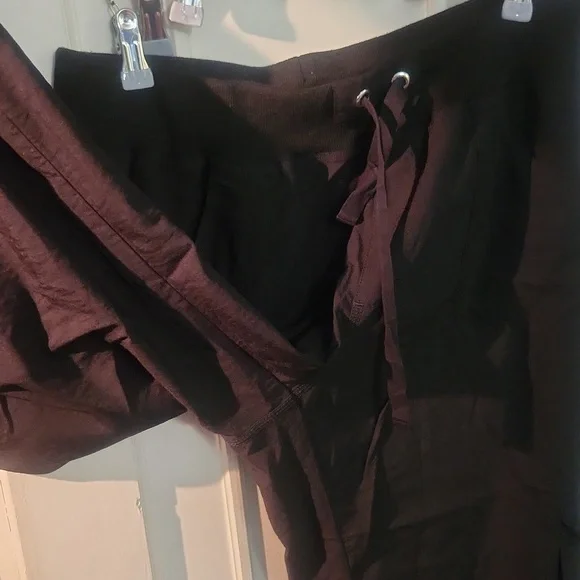 Cargo Capris - Light Weight - Picture 5 of 9